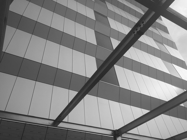 陽極氧化鋁單板與氟碳鋁單板的對比