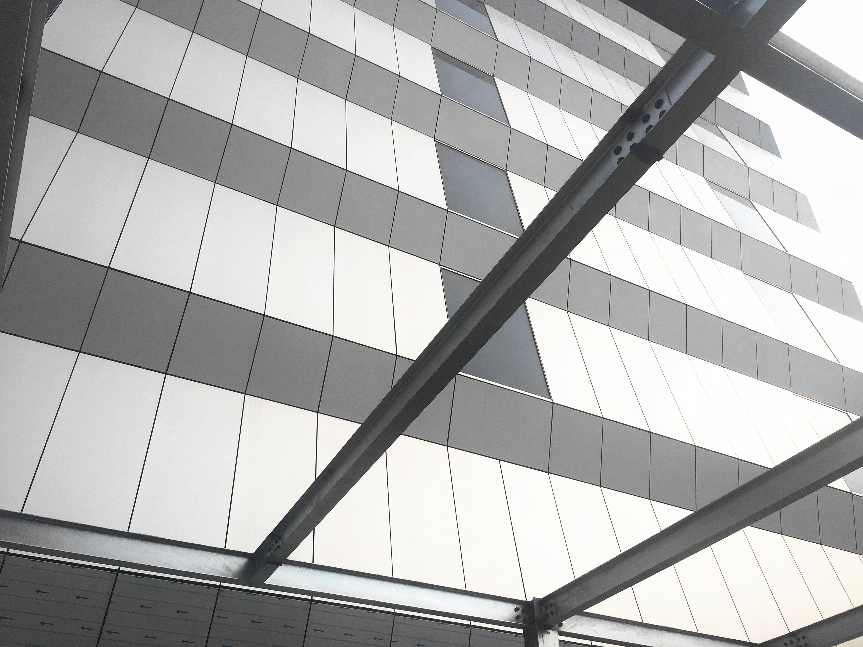 陽極氧化鋁幕墻的優點