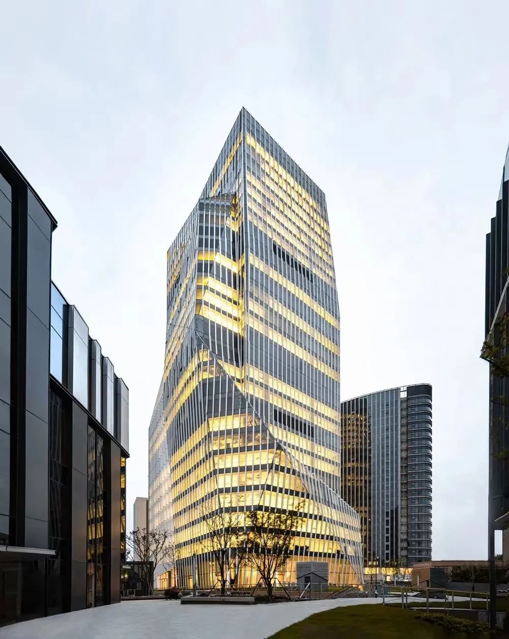 榮膺2016世界建筑節(jié)大獎(jiǎng)——新華路K2項(xiàng)目